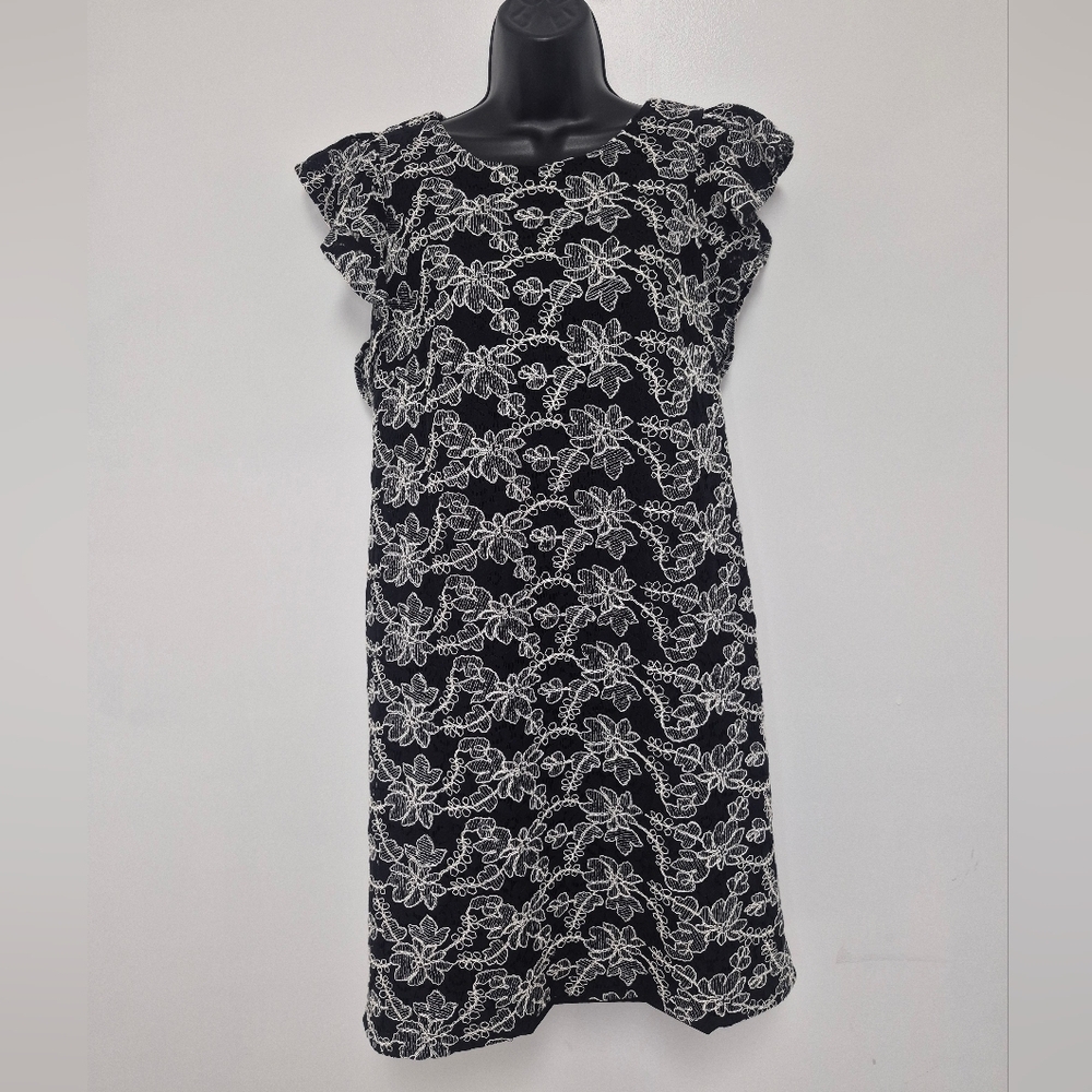Ann Taylor Black and White Artsy Embroidered Floral Flutter Sleeve Dress sz 10